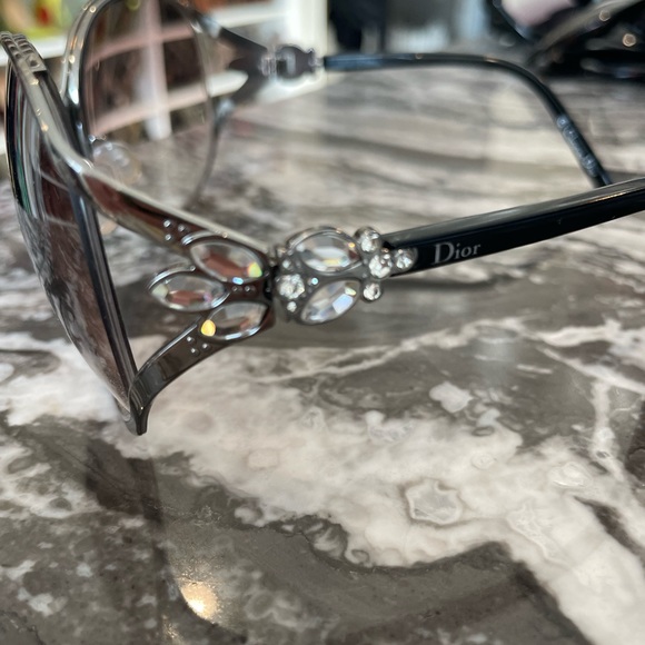 RUNWAY DIOR CHROME & SWAROVSKI SUNGLASSES - Picture 5 of 6